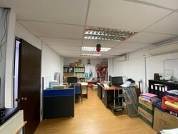 Heng Loong Building (D23), Factory #622555421